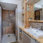 Charmante Maison Proche 펜션 노트르담드몽