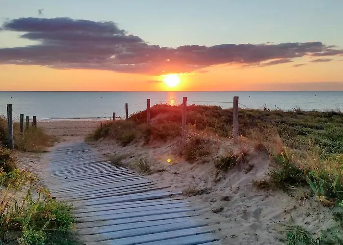 Charmante Maison Proche Сasa de vacaciones